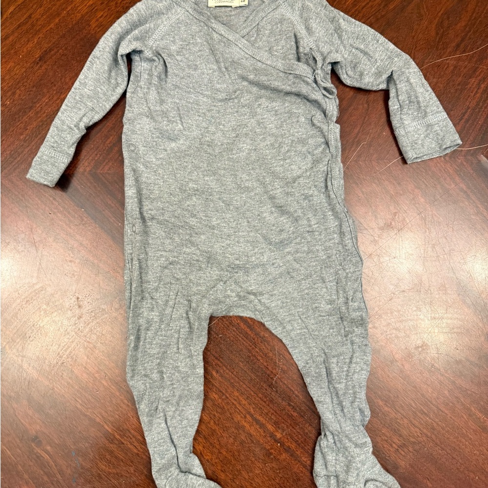 MarMar Copenhagen Soft Gray Footed One-Piece Baby Romper